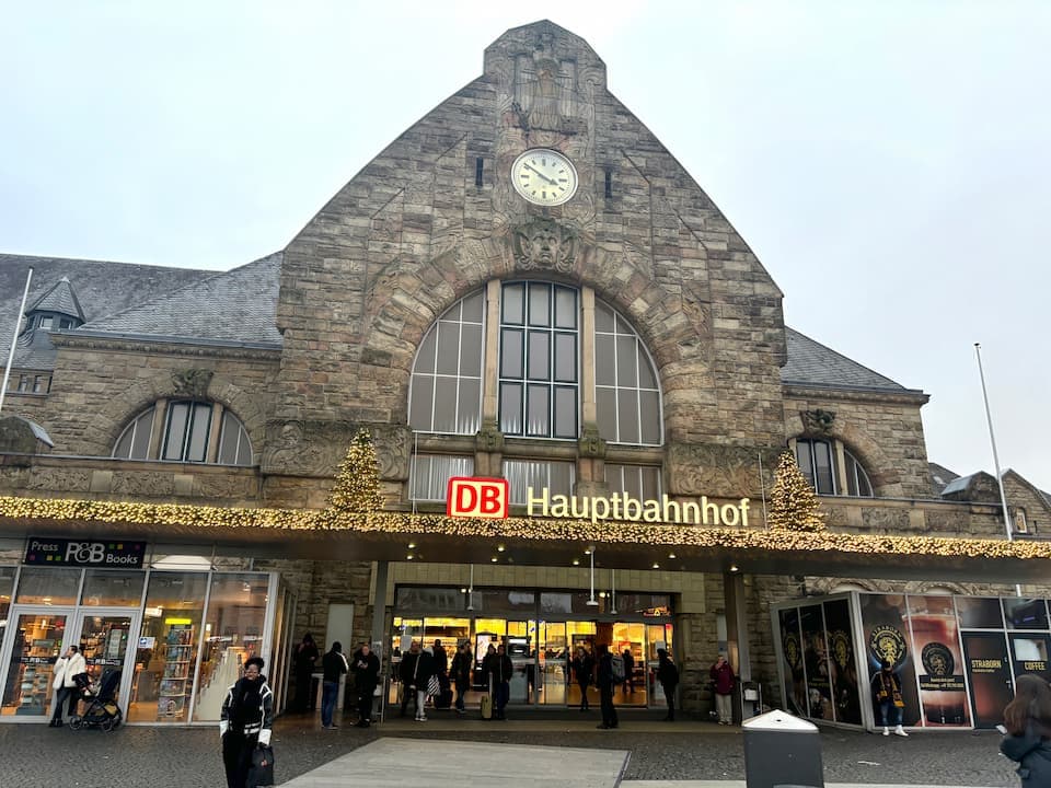 アーヘンの駅