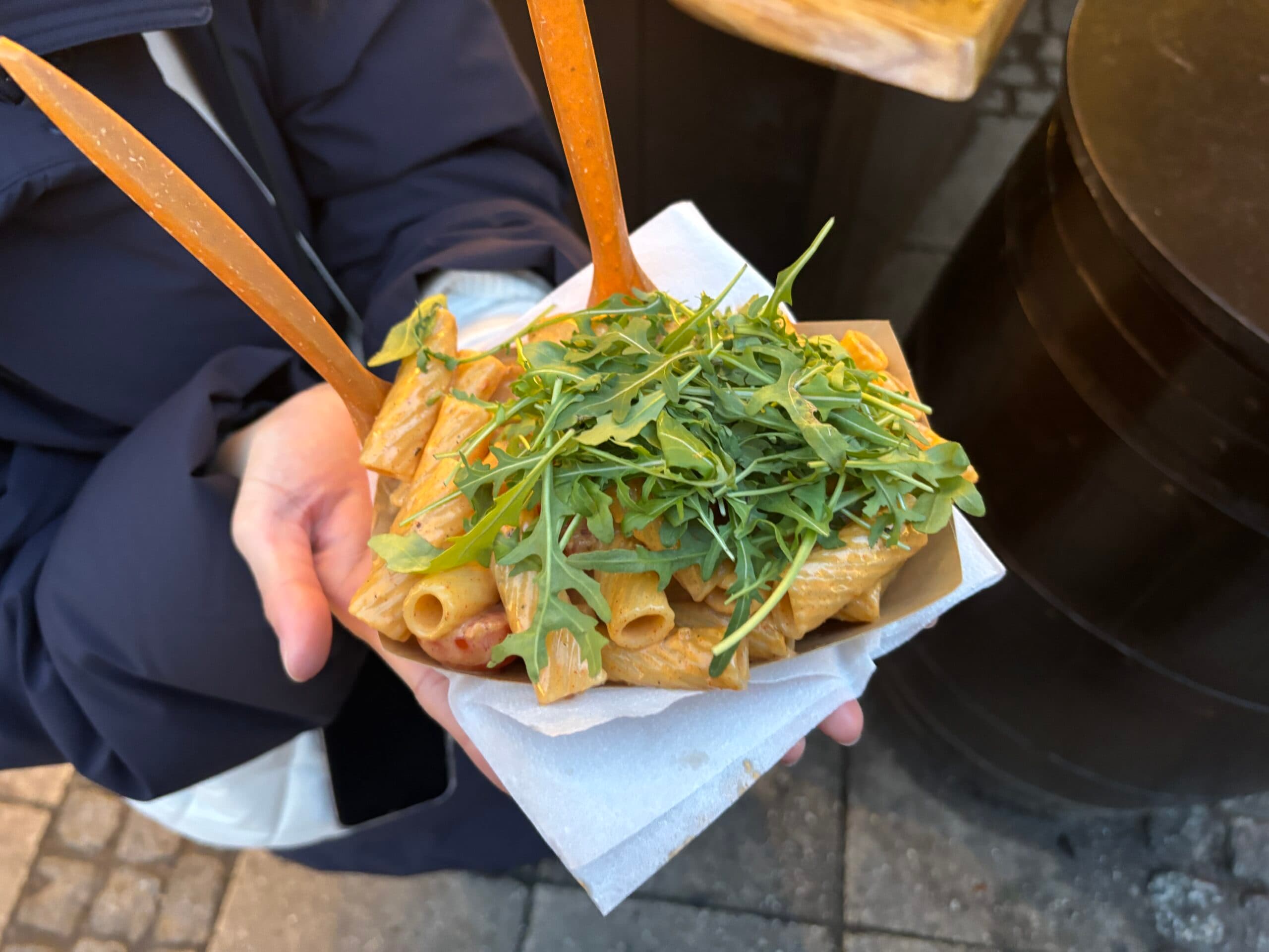 チェリートマトとルッコラのパスタ